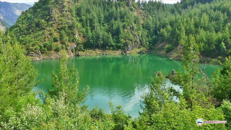 Picnic and fishing on Lake Karajaoren from Belek